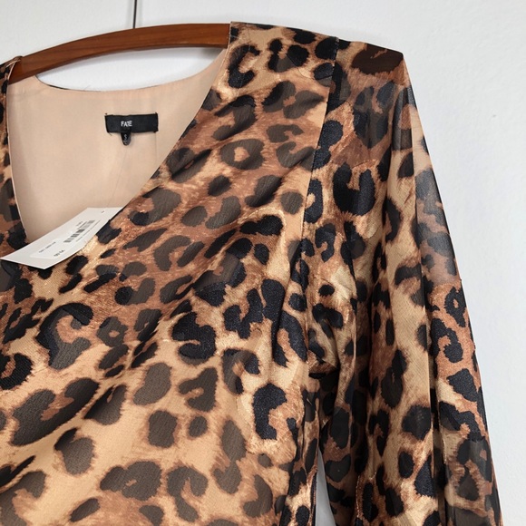 VICI FATE Leopard Print Sheer Balloon Sleeve Blouse Size Small NWT - Picture 11 of 16